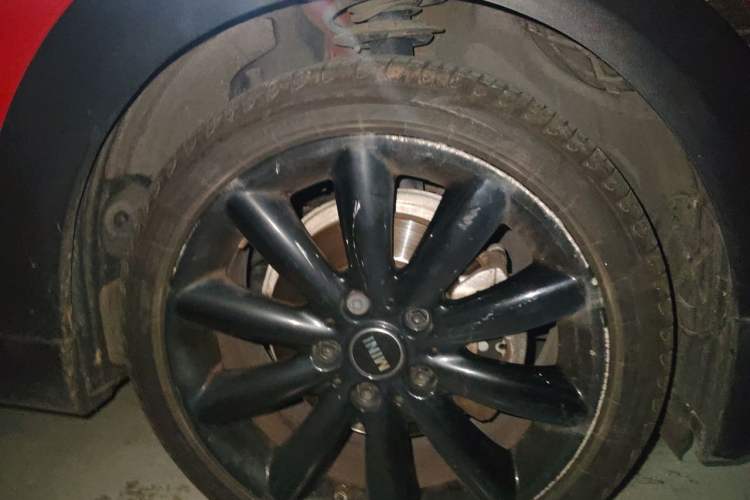 Used MINI 2019 1.5T COOPER Artist Right Front Wheel Hub