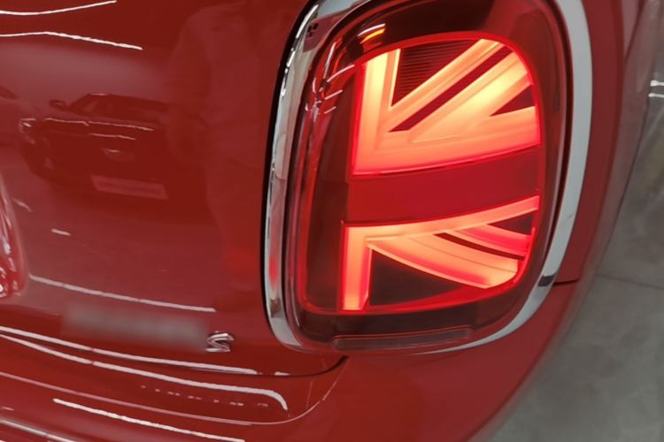 Used MINI 2019 2.0T COOPER S Classic Edition Five-Door Model Right Rear Taillight