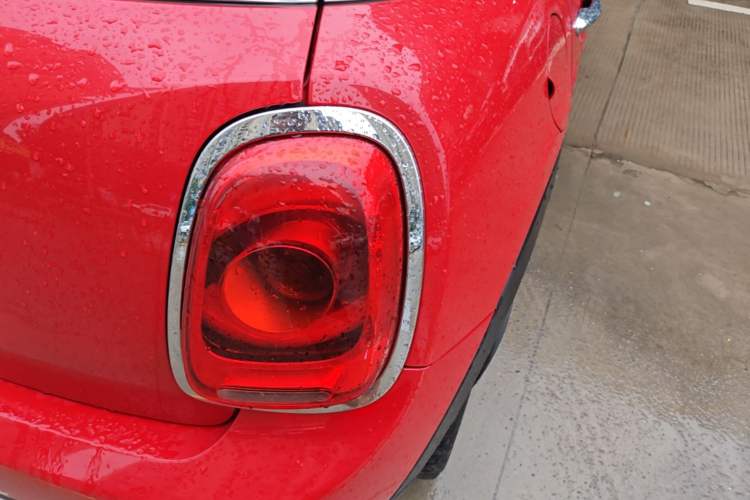Used MINI 2019 1.5T ONE Five-Door Edition Right Rear Taillight