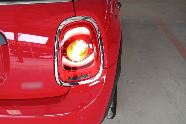 Used MINI 2019 1.5T ONE PLUS Five-Door Edition Right Rear Taillight