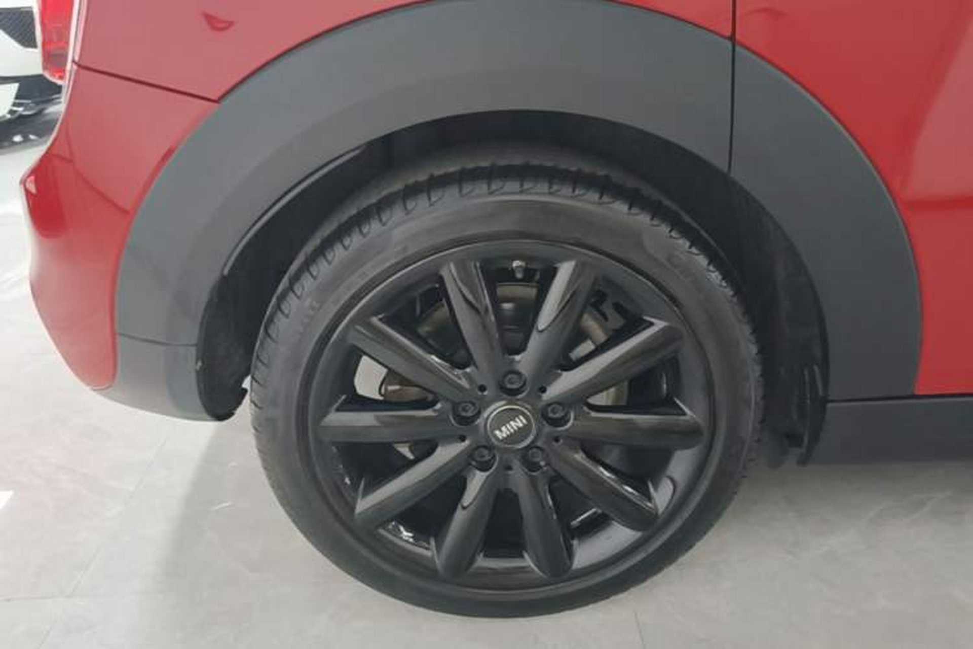 Used MINI 2019 2.0T COOPER S Classic Edition Five-Door Model Right Rear Wheel Hub