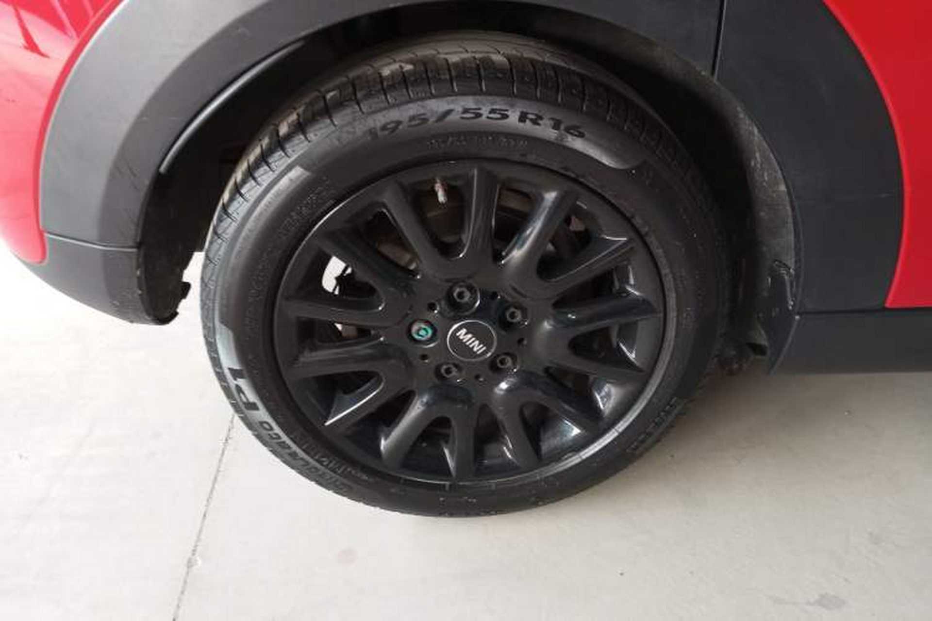 Used MINI 2019 1.5T ONE PLUS Five-Door Edition Right Rear Wheel Hub