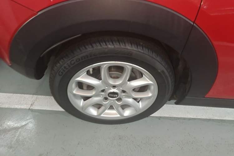 Used MINI 2019 1.5T ONE Five-Door Edition Right Rear Wheel Hub