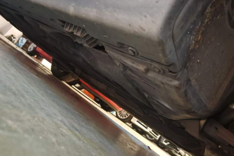 Used MINI 2019 1.5T COOPER Artist Right Side Sill