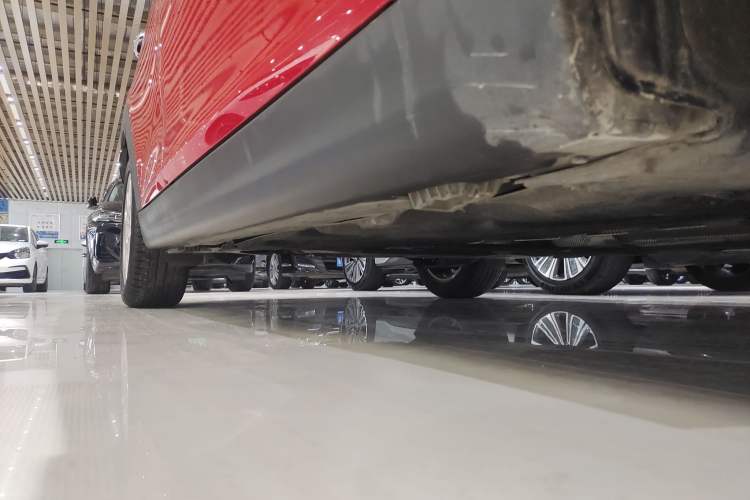 Used MINI 2019 1.5T ONE Five-Door Edition Right Side Sill