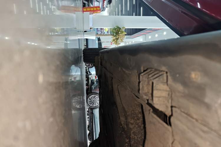 Used MINI 2019 1.5T ONE PLUS Right Side Sill