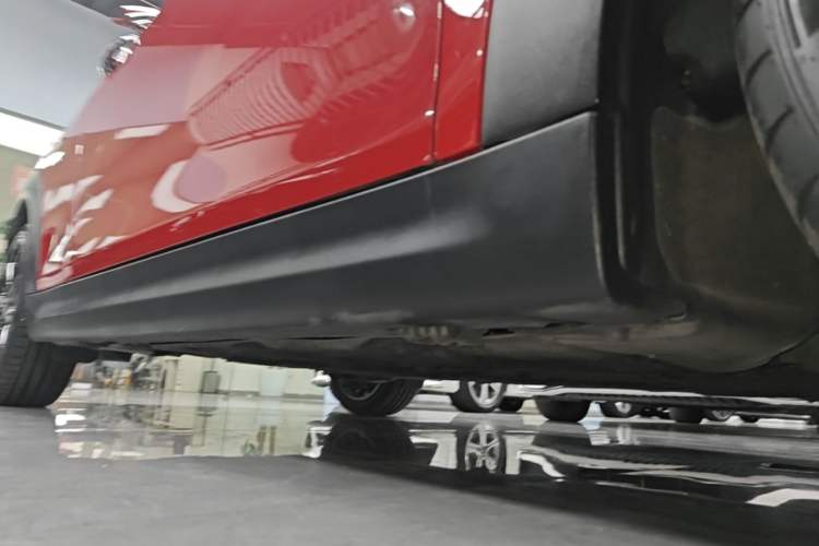 Used MINI 2019 1.5T COOPER Artist Right Side Sill