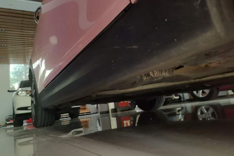 Used MINI 2019 1.5T COOPER CABRIO Temptation Edition Right Side Sill