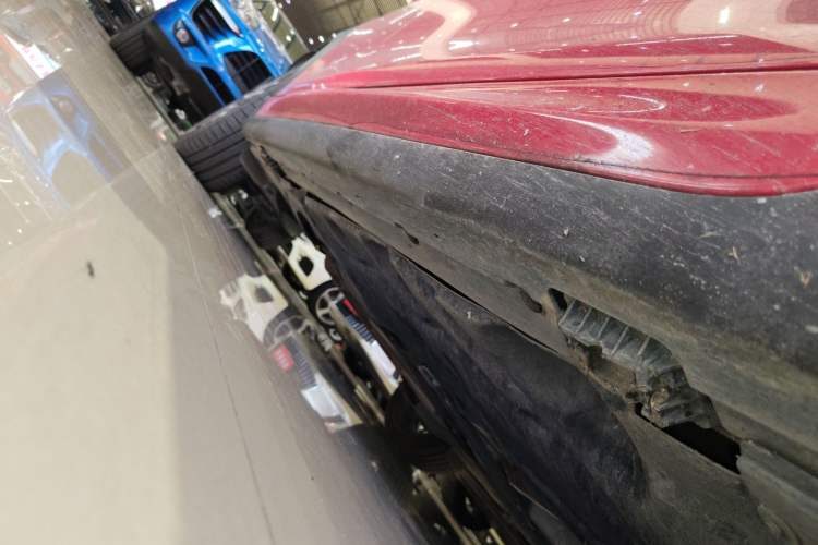 Used MINI 2019 2.0T COOPER S Racing Edition Five-Door Version Right Side Sill