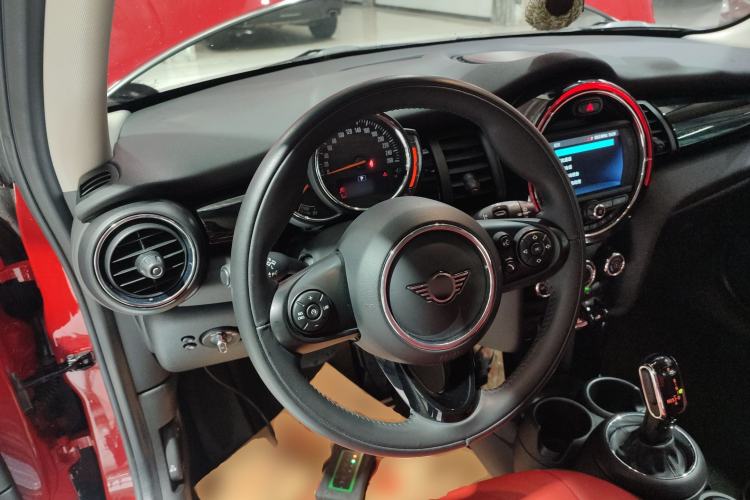 Used MINI 2019 1.5T ONE PLUS Steering Wheel
