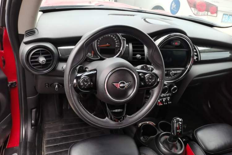 Used MINI 2019 2.0T COOPER S Artist Steering Wheel