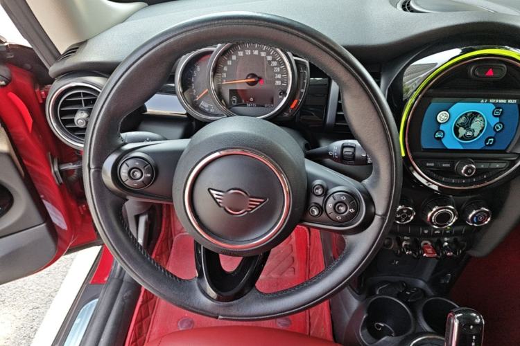 Used MINI 2019 1.5T ONE PLUS Steering Wheel