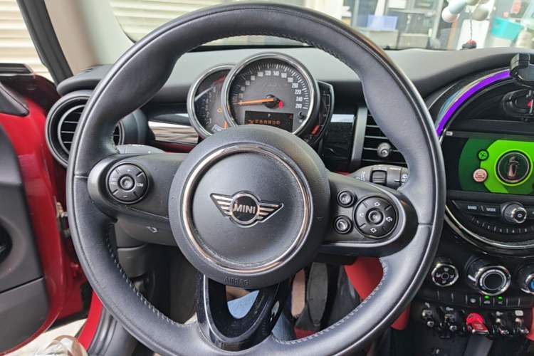 Used MINI 2019 1.5T COOPER Classic Edition Steering Wheel