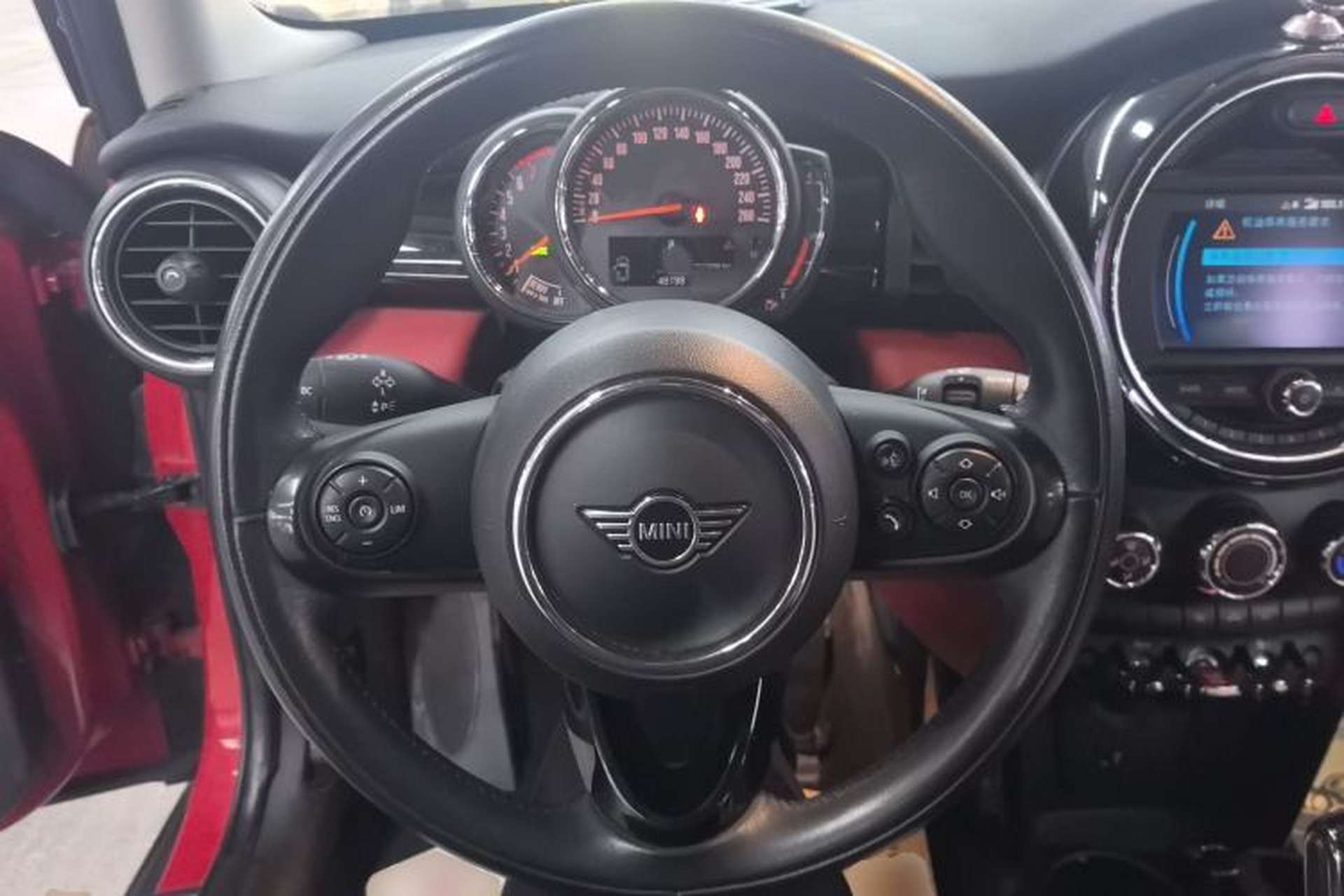 Used MINI 2019 1.5T ONE PLUS Five-Door Edition Steering Wheel