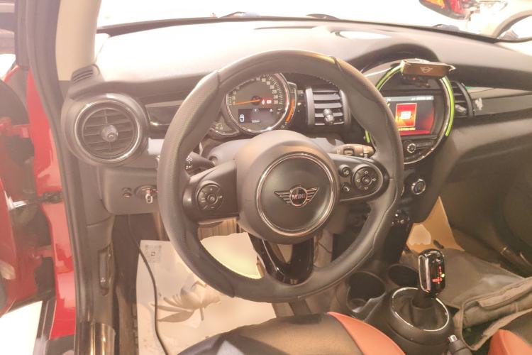 Used MINI 2019 1.5T ONE PLUS Steering Wheel