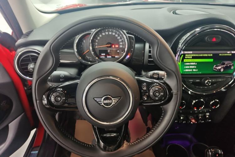 Used MINI 2019 1.5T COOPER Artist Five-Door Edition Steering Wheel