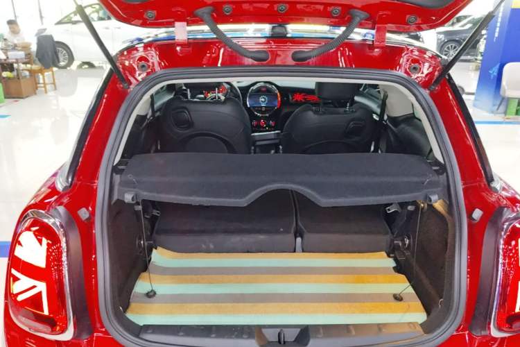 Used MINI 2019 1.5T COOPER Artist Trunk