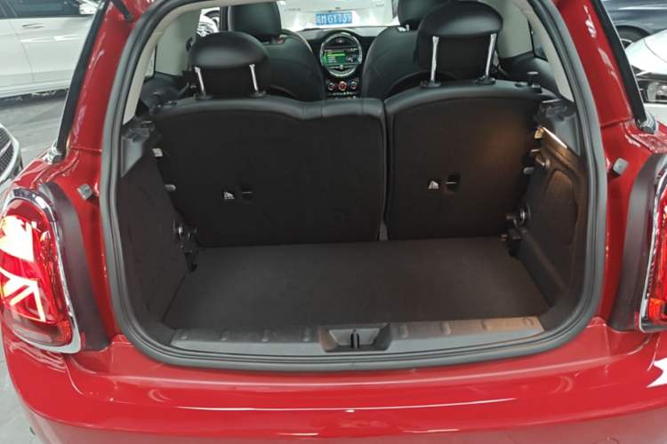 Used MINI 2019 1.5T COOPER Artist Trunk