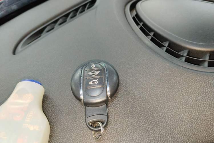 Used MINI 2019 1.5T COOPER Artist Vehicle Key