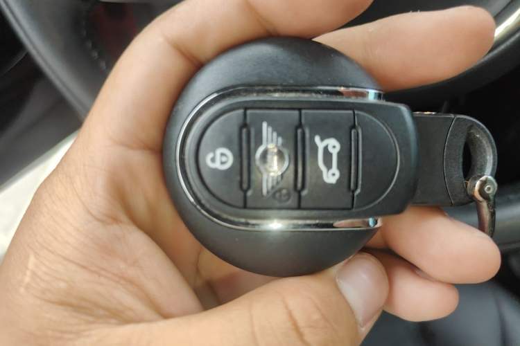Used MINI 2019 1.5T ONE PLUS Vehicle Key
