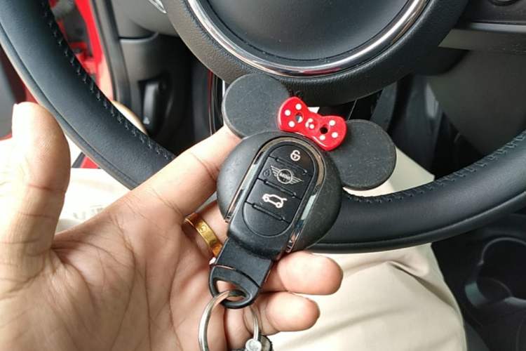 Used MINI 2019 1.5T COOPER Classic Edition Five-Door Version Vehicle Key
