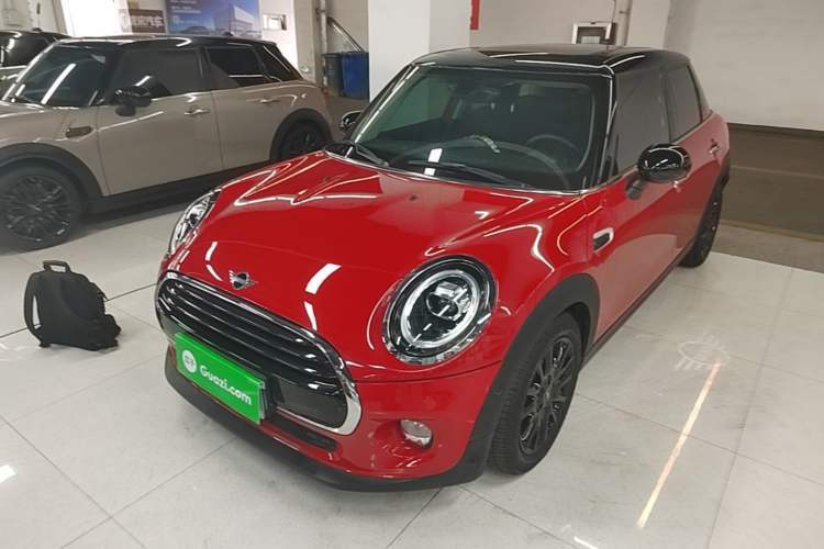 Used MINI 2019 1.5T COOPER Classic Edition Five-Door Version Guazi used car, China used car export, Used car for sale, Used cars, Cheapest cars for sale