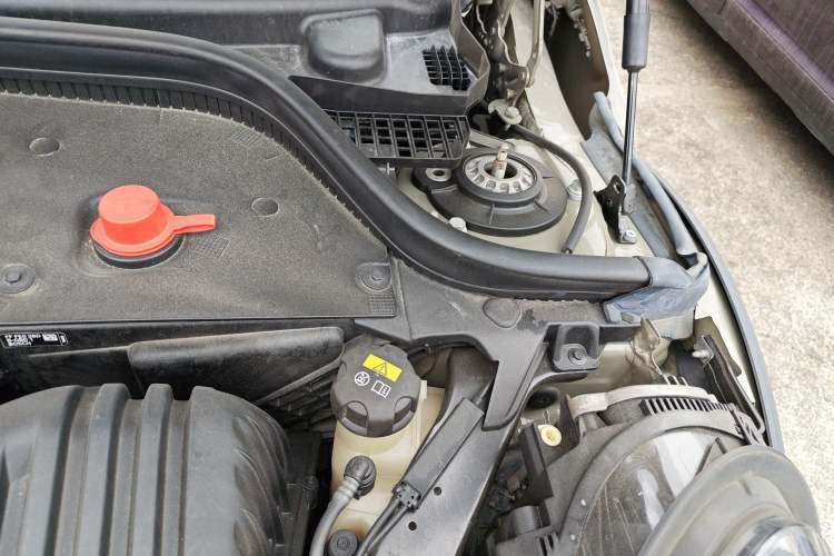 Used MINI 2019 1.5T COOPER Artist Engine Bay Left
