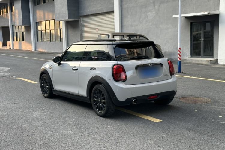 Used MINI 2019 1.5T COOPER Classic Edition Exterior 4