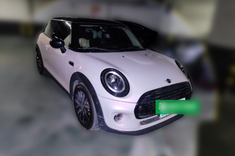 Used MINI 2019 1.5T COOPER Classic Edition Front Right 45 Deg