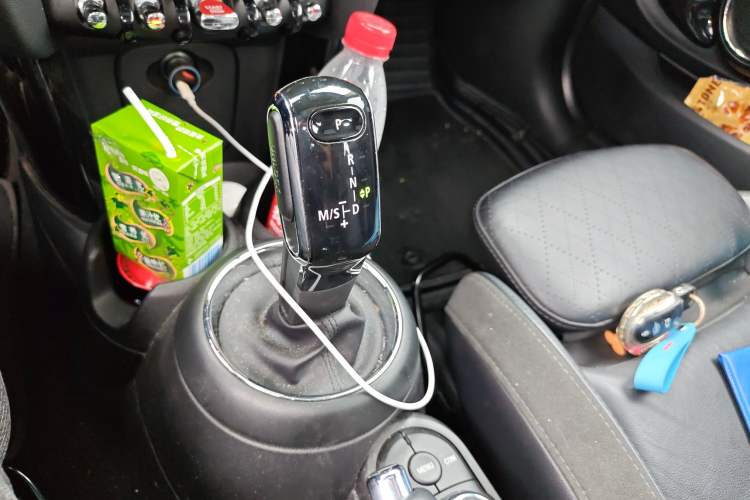 Used MINI 2019 1.5T COOPER Artist Gear Lever