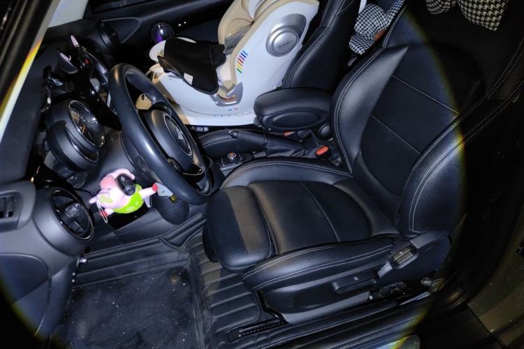 Used MINI 2019 1.5T COOPER Classic Edition Left Front Seat