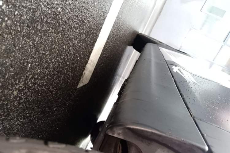 Used MINI 2019 2.0T COOPER S Classic Edition Five-Door Model Left Side Sill