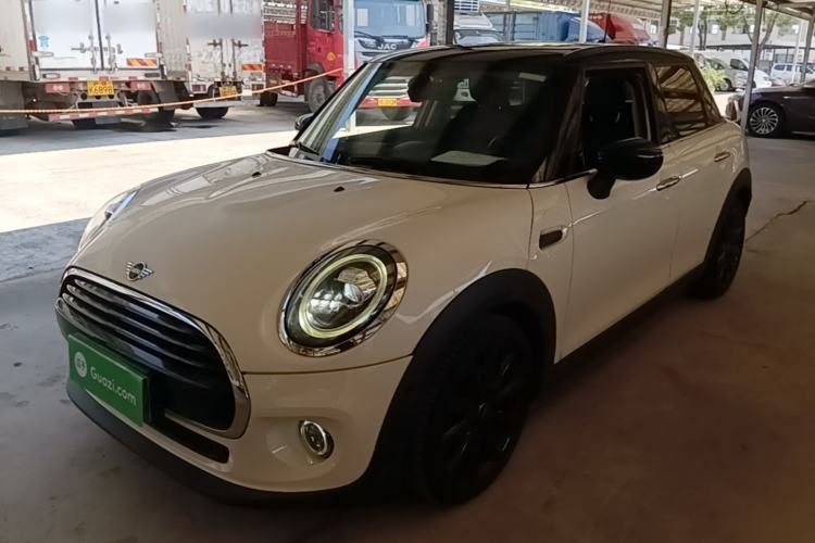 Gebrauchter MINI 2019 1.5T COOPER Artist Five-Door Edition Guazi used car, China used car export, Used car for sale, Used  cars, Cheapest cars for sale