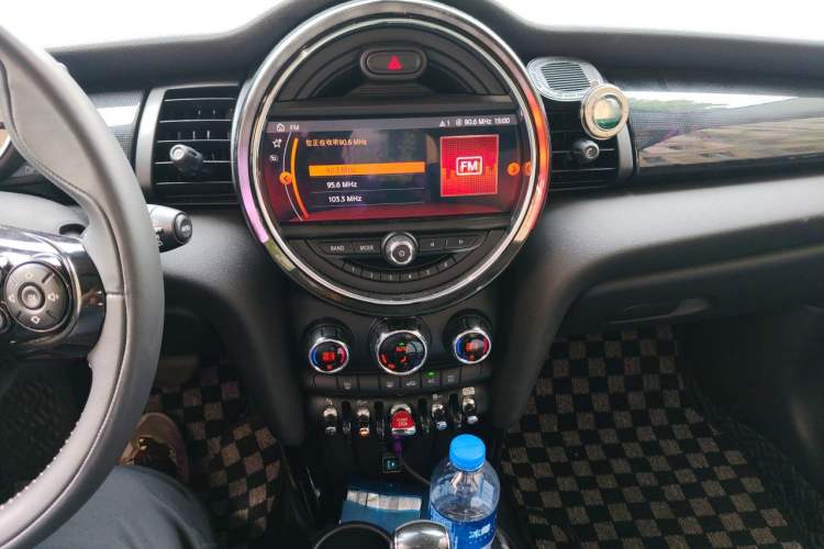 Used MINI 2019 1.5T COOPER Artist Audio And AC Panel