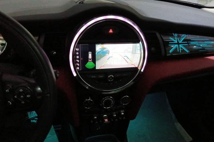 Used MINI 2019 1.5T COOPER Classic Edition Audio And AC Panel