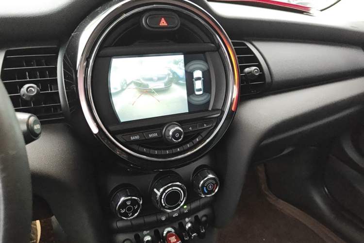 Used MINI 2019 1.5T ONE Audio And AC Panel