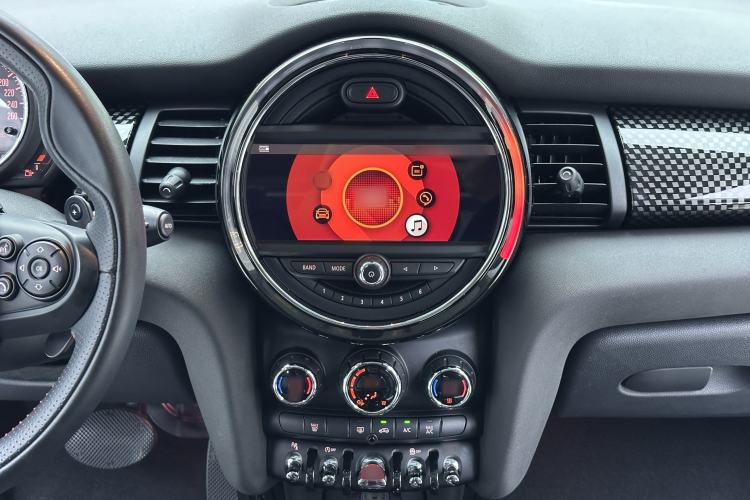 Used MINI 2019 2.0T COOPER S Classic Edition Audio And AC Panel