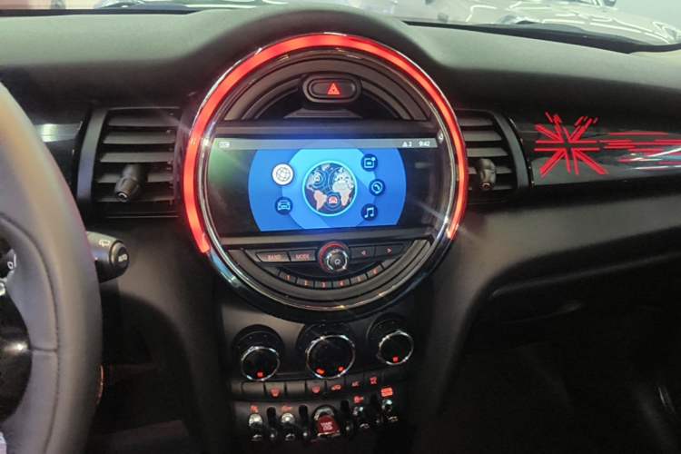Used MINI 2019 1.5T COOPER Artist Audio And AC Panel