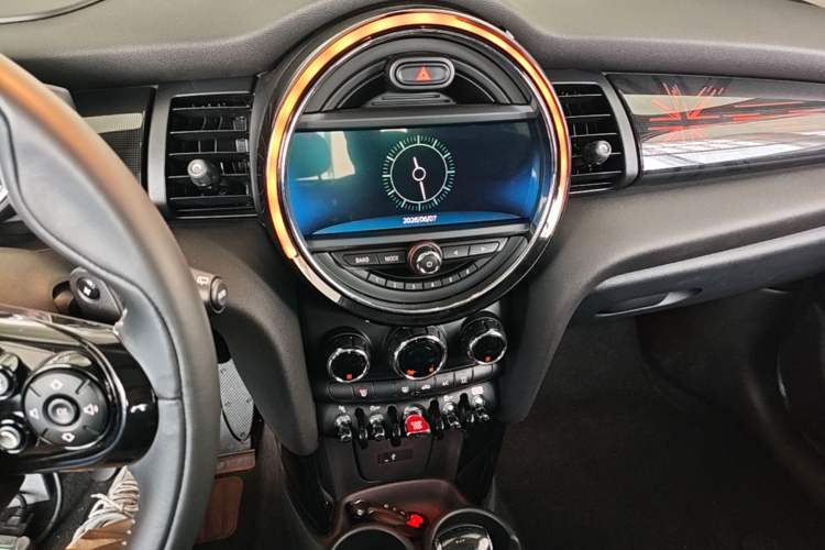 Used MINI 2019 2.0T COOPER S Artist Five-Door Edition Audio And AC Panel