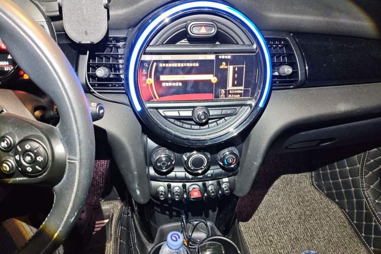 Used MINI 2019 1.5T COOPER Classic Edition Audio And AC Panel