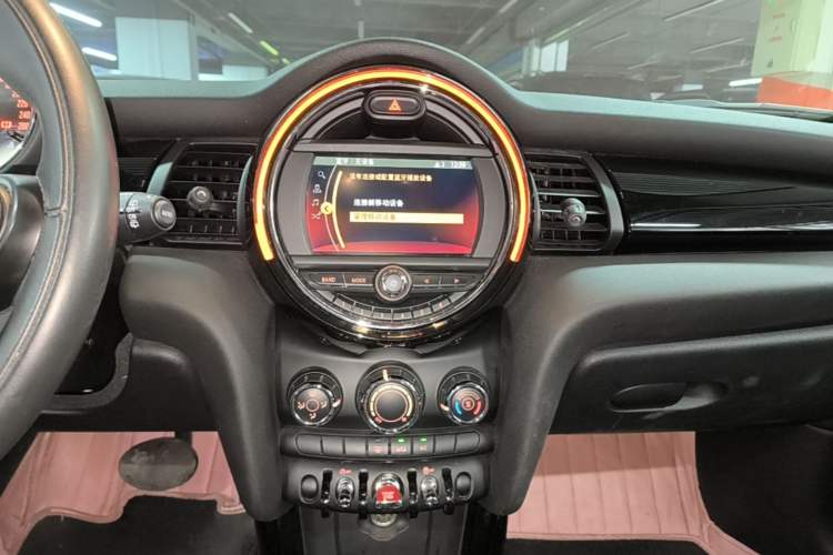 Used MINI 2019 1.5T ONE PLUS Five-Door Edition Audio And AC Panel
