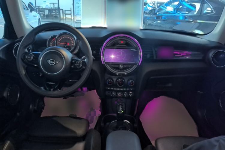 Used MINI 2019 1.5T COOPER Artist Center Console