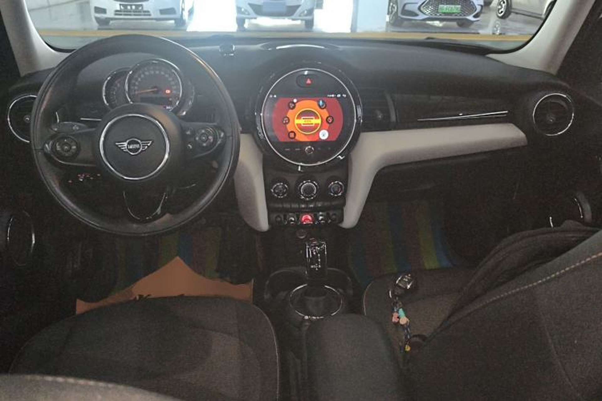Used MINI 2019 1.5T ONE PLUS Five-Door Edition Center Console