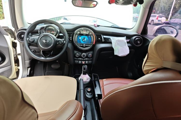 Used MINI 2019 1.5T ONE PLUS Center Console