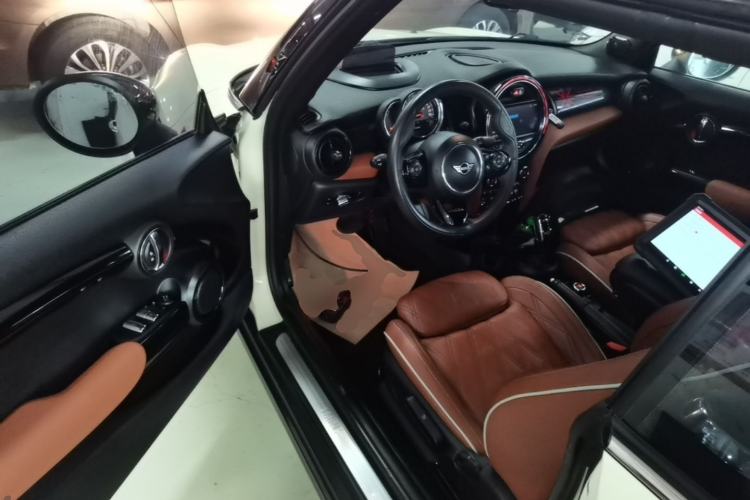 Used MINI 2019 1.5T COOPER CABRIO Artist Driver Seat