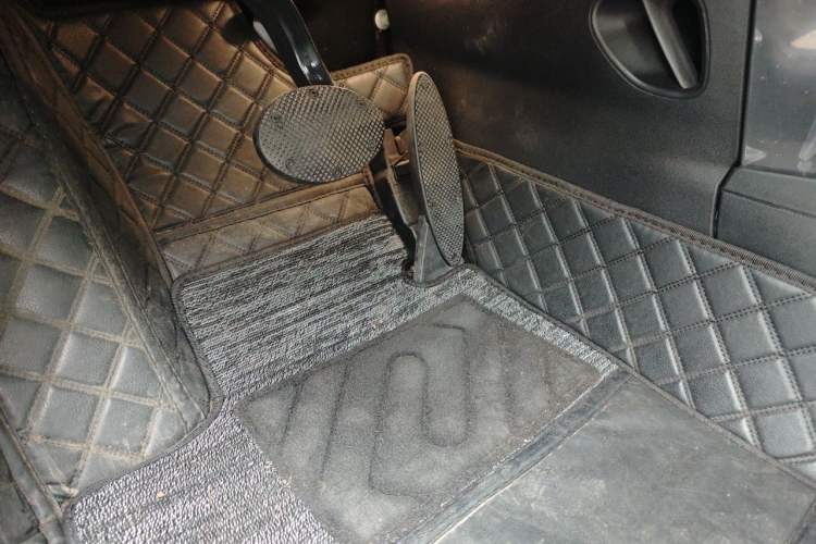 Used MINI 2019 1.5T ONE Driver Seat