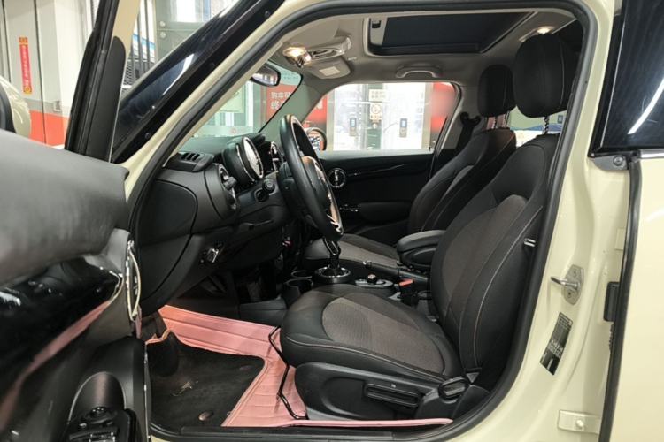 Used MINI 2019 1.5T ONE PLUS Five-Door Edition Driver Seat
