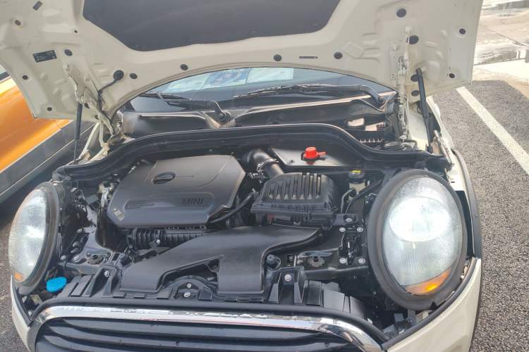 Used MINI 2019 1.5T ONE PLUS Five-Door Edition Engine Bay
