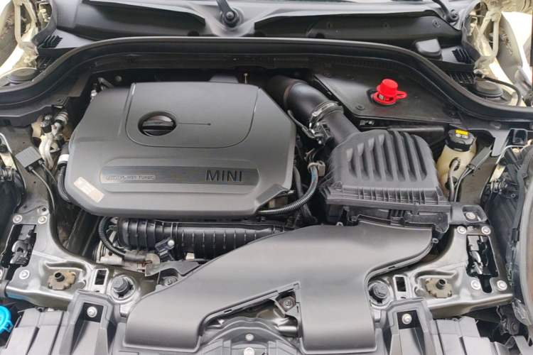 Used MINI 2019 1.5T ONE Engine Bay