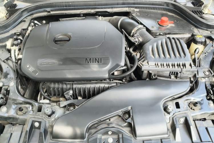Used MINI 2019 1.5T ONE Engine Bay